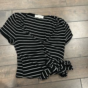 urban outfitters crossbody tie top